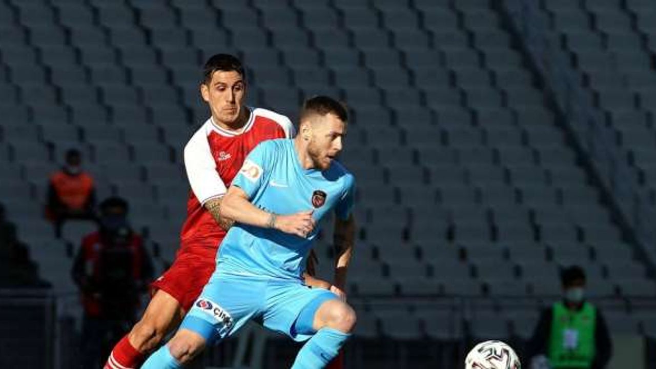 Süper Lig: Karagümrük: 0 - Gaziantep FK: 0 (İlk yarı)