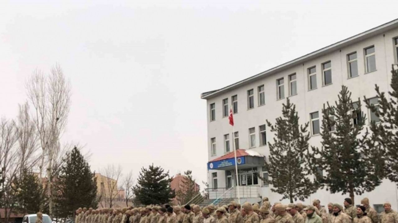 Ağrı’dan deprem bölgesine 152 astsubay ve güvenlik korucusu gönderildi