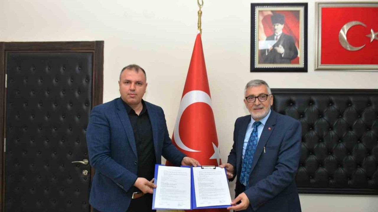 İnönü Belediyesi ve Eskişehir PTT Başmüdürlüğü arasında kargo sözleşmesi imzalandı
