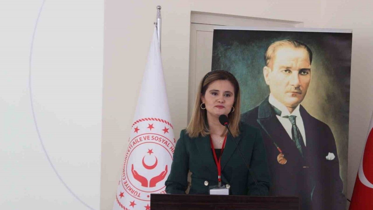 Burdur’da Aile Çalıştayı