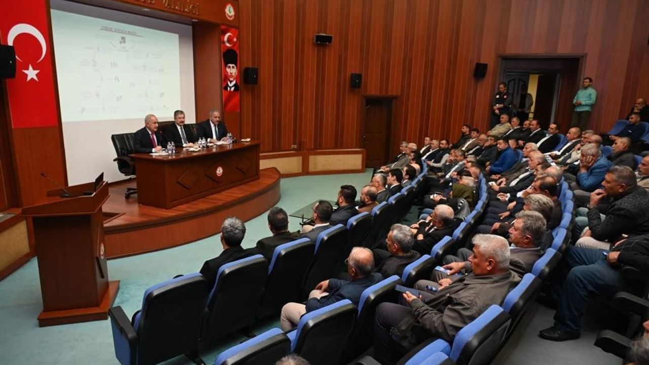 Osmaniye’de "Yerinde Dönüşüm Projesi" bilgilendirme toplantısı yapıldı