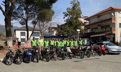 Kuyucak’ta bisiklet ve motosiklet sürücüleri ’reflektif yelek’ konusunda bilgilendirildi