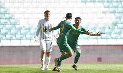 Maç sonucu Bursaspor: 3 - Bayburt Özel İdare Spor: 1