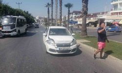 Antalya’da yaya geçidinde 3 araçlı zincirleme kaza