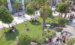 Yaşar Üniversitesi erişilebilirlik bayrağını aldı