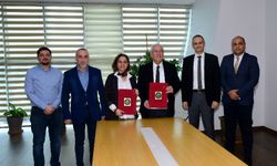 İzmir Karabağlar'da 'asansör' protokolü