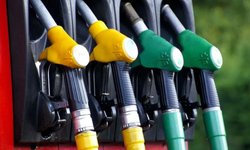 ⛽ Mersin'de Akaryakıtta Yeni Dalga: 14 Mayıs’ta Benzine Zam Geldi, Motorin İçin Geri Sayım Başladı!