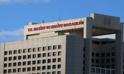 💥 Borçlu Belediyelere Kredi Yasağı! Hazine'den Kritik Adım
