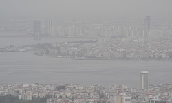🌩️ Türkiye Hazırlansın: Çöl Tozu, Sıcaklık Artışı ve Kırkikindi Sağanakları Yolda!