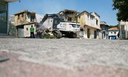 Akdeniz’de Metruk Yapılar Bir Bir Yıkılıyor: Bahçe Mahallesi Rahat Nefes Aldı