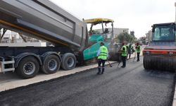 Akbelen Mahallesi’nde Sıcak Asfalt Çalışması Tamamlandı