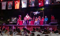 Mersinliler Bu Yaz Sanata Büyükşehir ile Doydu