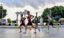 Mersin Maratonu İçin Geri Sayım Başladı: Binlerce Sporcu Şehre Akın Edecek
