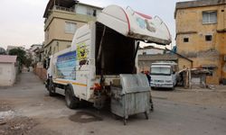 Akdeniz’de Çöp Konteynerleri Kötü Koku ve Bakterilere Karşı Yıkanıyor