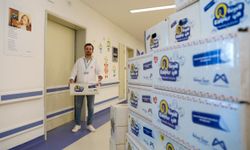 Mersin Büyükşehir’den Lösemili Çocuklara Kutulu Moral!