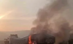 Mersin Mut’ta Seyir Halindeki Tırda Yangın Paniği