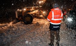 Büyükşehir Ekipleri Kar ile Mücadeleye Hazır