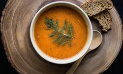 En Kıvamlı Tarhana Çorbasını Yapmanın Evde Kimsenin Bilmediği Küçük Lezzet Sırrı