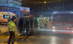 Mersin'de Hasta Taşıyan Ambulansla Otomobil Çarpıştı: 4 Yaralı