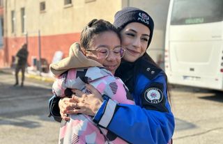 Erzincan polisinden sevgi operasyonu
