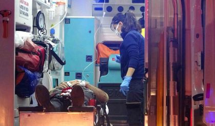 Hafif ticari araç bariyere ok gibi saplandı: 1’i ağır 3 yaralı