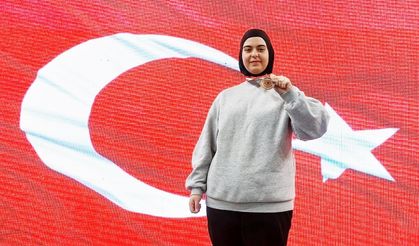 Yalovalı Aleyna boksta Türkiye üçüncüsü oldu