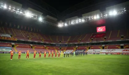 Bilal Bayazıt Kayserispor'a Veda Etti! 5 Yıllık Serüven Duygusal Mesajla Sona Erdi