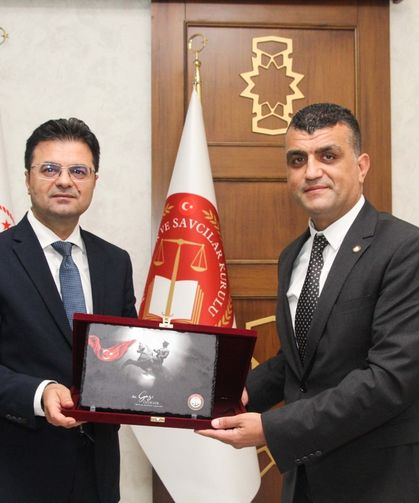 Mersin Baro Başkanı Özdemir’den Adalet Komisyonu Başkanı Ceylan’a Hayırlı Olsun Ziyareti
