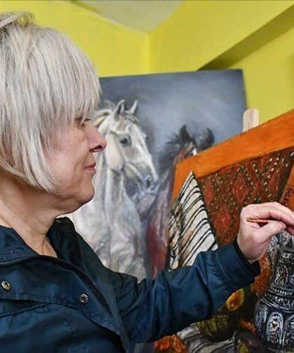 Kuaförden Sanat Atölyesine: Boş Zamanında Ressam Oluyo