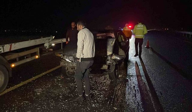 Siverek’te otomobil ile tır çarpıştı: 4’ü çocuk 9 yaralı