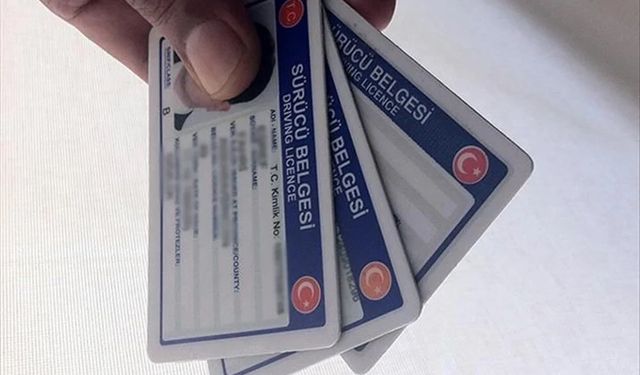 Eski Ehliyetini Yenilemeyene Büyük Ceza: Bugün Son Gün!