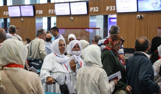 Diyanet'ten Hacı Adaylarına Müjde: 2024 Hac Dönemi İçin Tüm Tedbirler Tamam!
