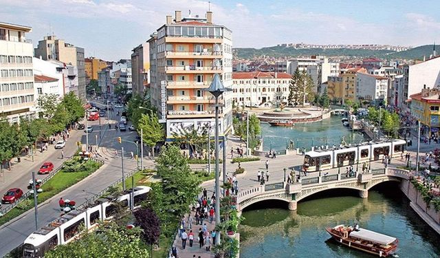 Eskişehir’in Gizli Yatırım Cenneti: Yabancıların Yeni Gözdesi Olan İlçe!