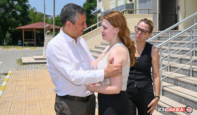 Özgür Özel’den Nehir İçin Mutluluk Paylaşımı: “Hepimizin Gözü Aydın!”