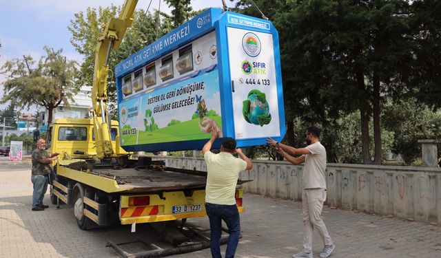 Toroslar Belediyesi'nden Sıfır Atık Hamlesi: Mobil Atık Getirme Merkezleri Mahallelerde