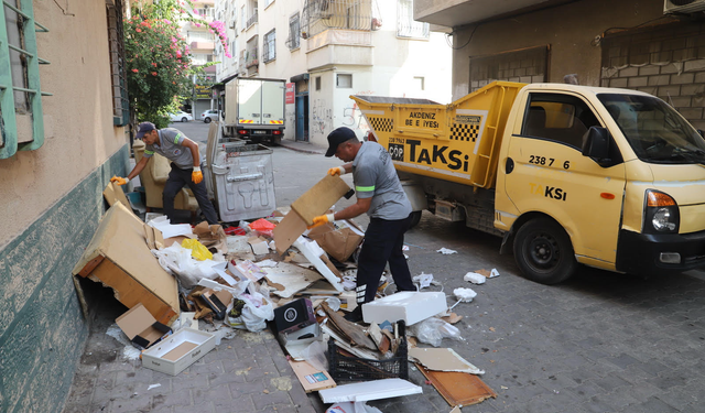 Çöp Taksiler Mobilya Atıklarına Karşı Nöbette