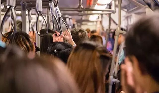 İstanbul’da Toplu Taşıma Zam Şoku: Metro, Metrobüs ve Vapurlar Artık Daha Pahalı!