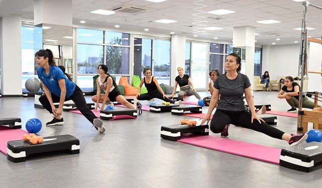 Mersin Büyükşehir’den Kadınlara Ücretsiz Pilates Desteği