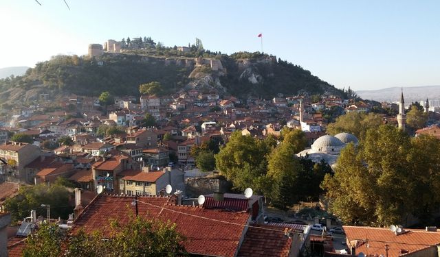 Simav'ın Şifalı Suları Neden Göz Ardı Ediliyor?