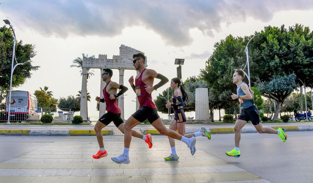 Mersin Maratonu İçin Geri Sayım Başladı: Binlerce Sporcu Şehre Akın Edecek