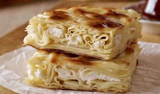 Su Böreği Açarken Yufka Neden Dağılır? Evde Deneyen Herkesin Yaşadığı O Sorun