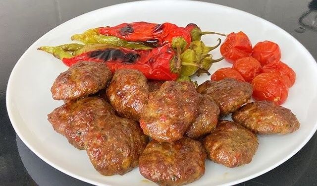 Dışı Çıtır – İçi Sulu Köfte Sırrı: Evde Deneye Deneye Bulunan O Meşhur Tarif