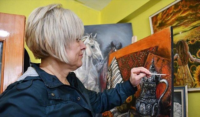 Kuaförden Sanat Atölyesine: Boş Zamanında Ressam Oluyo