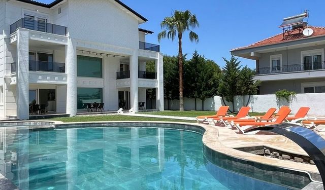 Antalya’da Kalabalık Otellerden Sıkılanların Yeni Tatil Tercihi Villa Konaklamaları Oldu