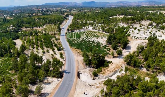 Gülnar’ın Yol Ağı Mersin Büyükşehir İle Hızla Güçleniyor