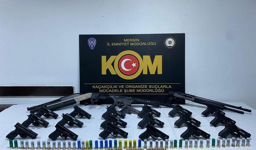 Mersin’de 23 ruhsatsız silah ele geçirildi
