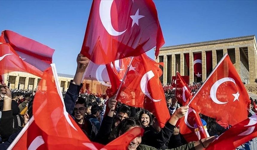 🎆 29 Ekim Geliyor: Cumhuriyet Bayramında Tatil ve Yarım Gün Detayları