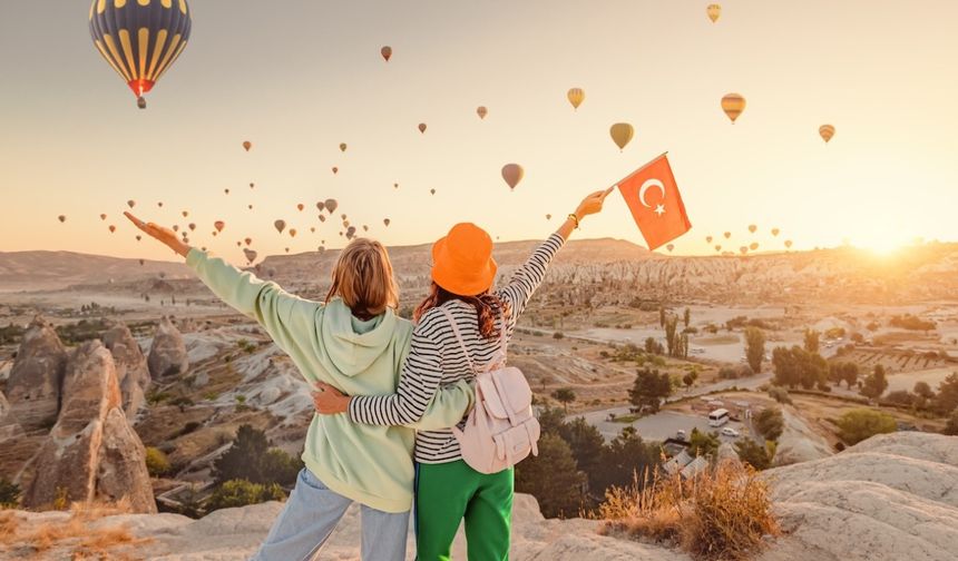 Hintliler Türkiye defterini kapattı mı? 200 bin rezervasyon iptal, lüks düğünler rafa kalktı, sektör alarmda…