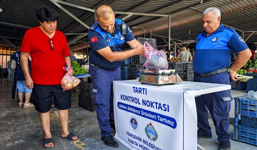 Yenişehir Belediyesi semt pazarlarında denetimlerini sürdürüyor