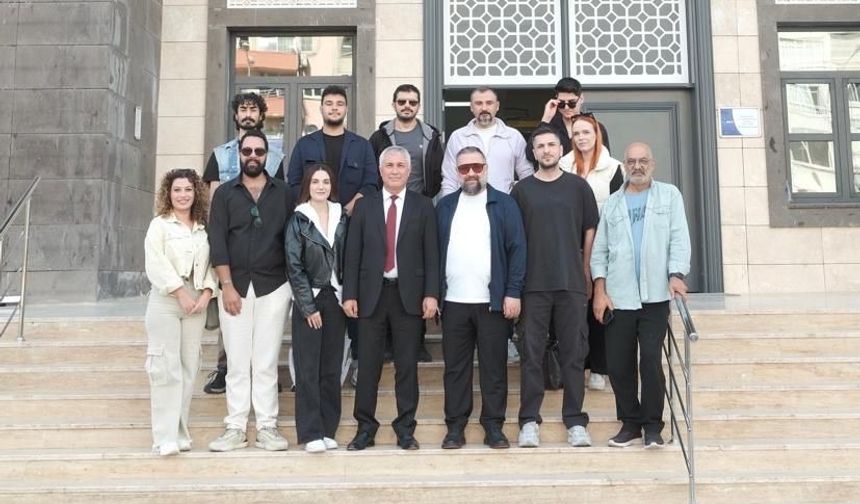 Pera Sahne Sanatları’ndan Akdeniz Milli Eğitim Müdürü Saim Demir’e Ziyaret